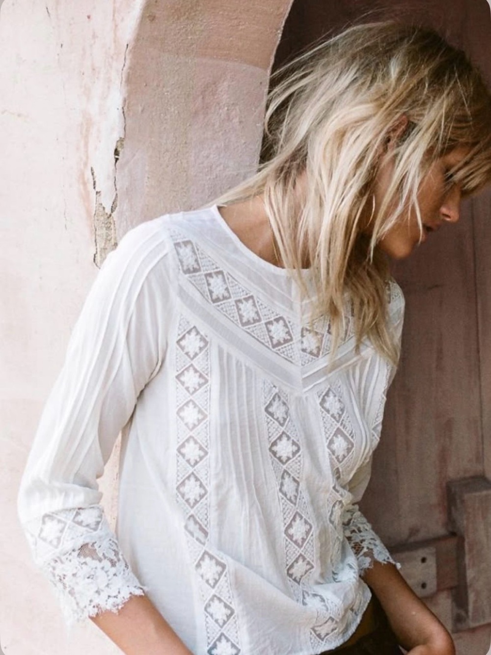 Amuse Society Cherish Woven Ivory Lace Panel Long Sleeve Blouse